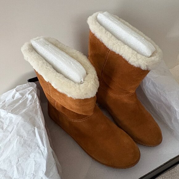 J Crew Short Alpine Boots, Shearling-lined Suede, Sz 8 - Picture 14 of 15